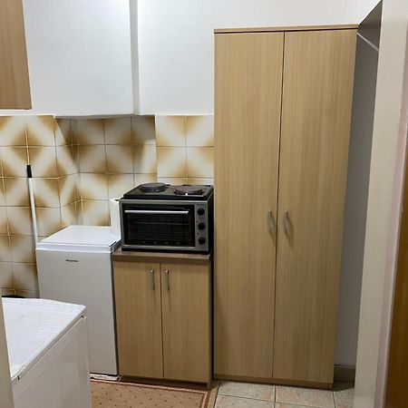 Center Studio Apartment Podgorica Buitenkant foto